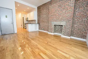 Rented by Safdie Realty Group