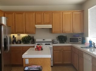 7032 College Park Dr, Corona, CA 92880