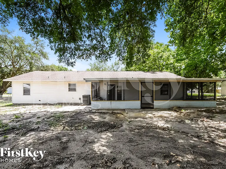 614 Huey St — Photo 18