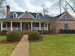 209 Sir Thomas Lunsford Dr, Williamsburg, VA