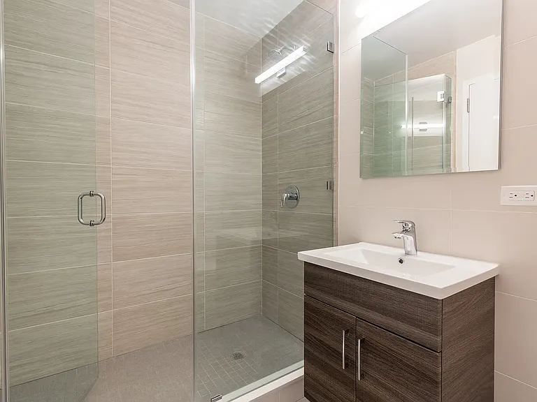235 W 48th St #9E — Photo 6