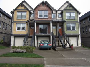 2702 SW Sylvan Heights Dr, Seattle, WA 98106