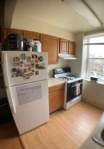 370 S Highland Ave #4 — Photo 6