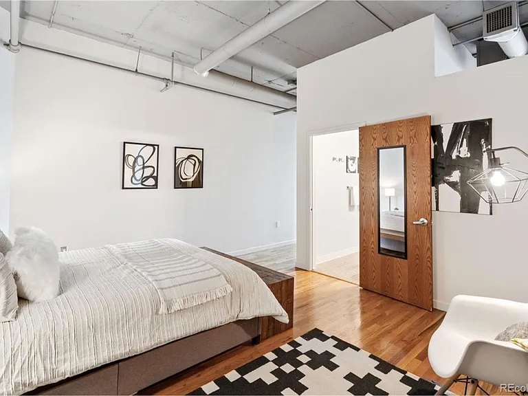 2020 Arapahoe St #1170 — Photo 9