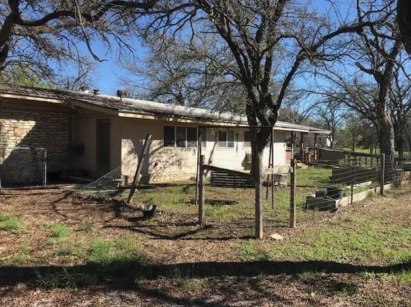 225 E Stonecastle Dr, Granite Shoals, TX 78654