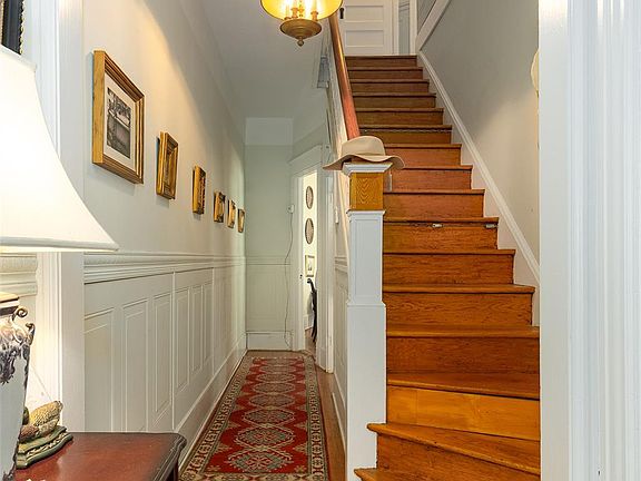 4th image of 111 S Hamilton Street