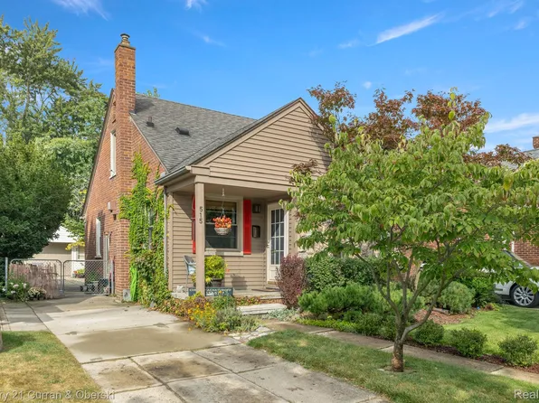 515 N Waverly St, Dearborn, MI 48128