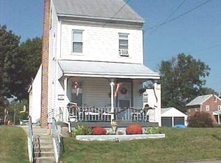 23 Grosstown Rd, Stowe, PA 19464