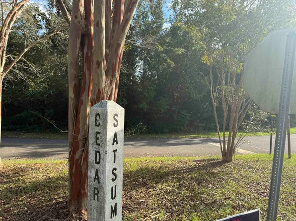 Satsuma Rd, Chattahoochee, FL 32324