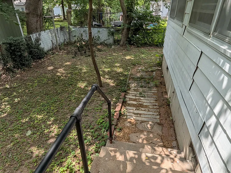 1252 E Cozy St — Photo 24