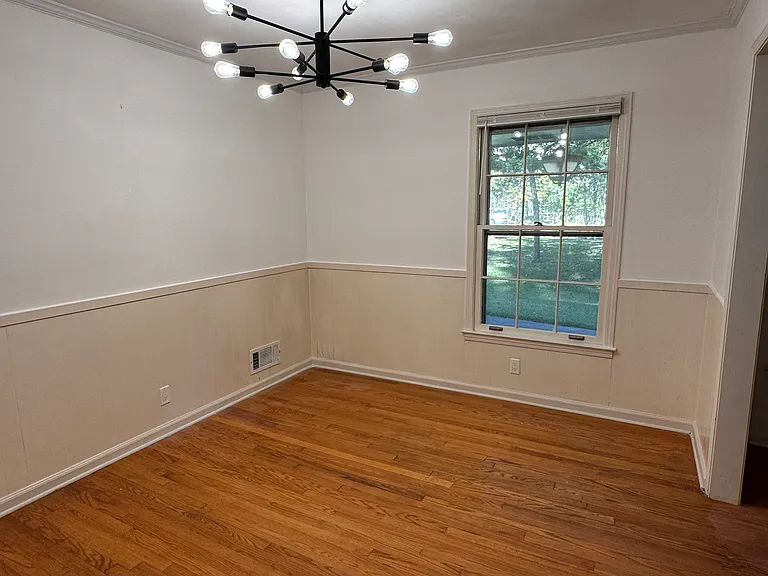 5400 Francis Dr SW — Photo 2