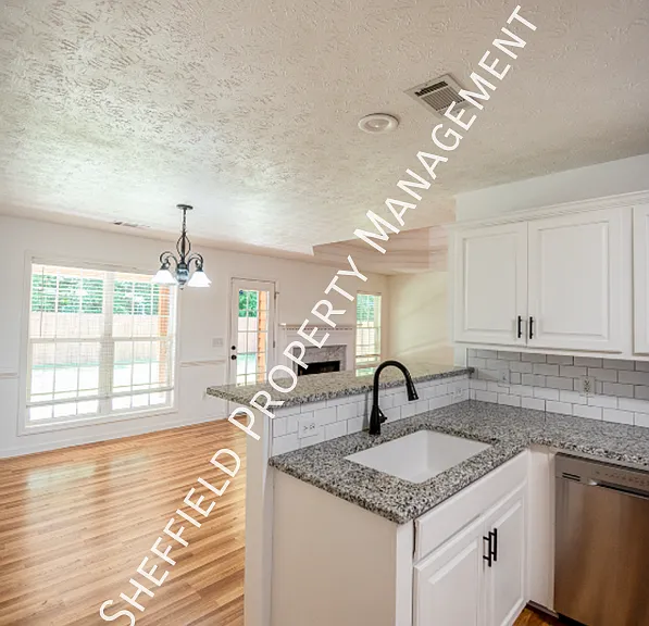 3008 Thornberry Cir — Photo 10