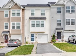 75 Kensington Terrace Dr, Martinsburg, WV 25405