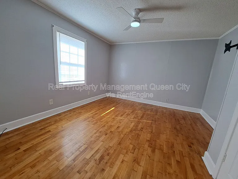 112 Miller St — Photo 7