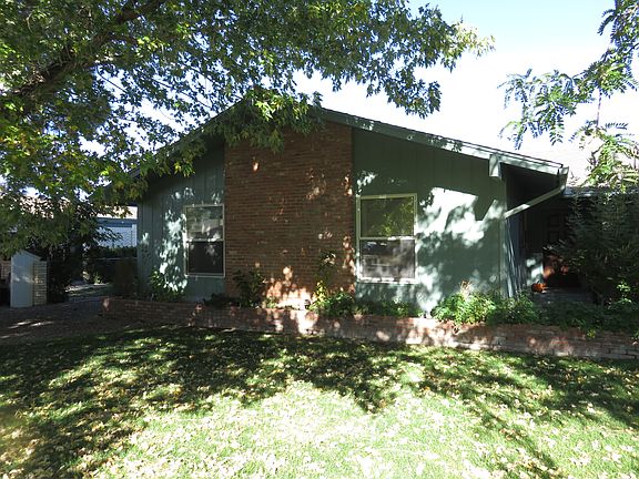 2nd image of 4121 Skyline Dr