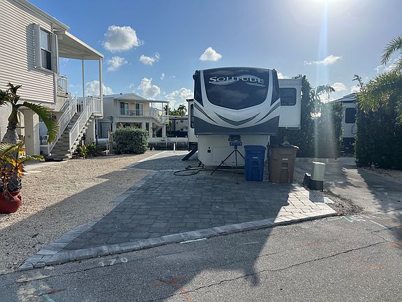 2nd image of 701 Spanish Main Dr #170