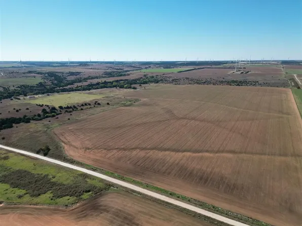 3 E 730 Caywood Farm Rd #99, Canton, OK 73724
