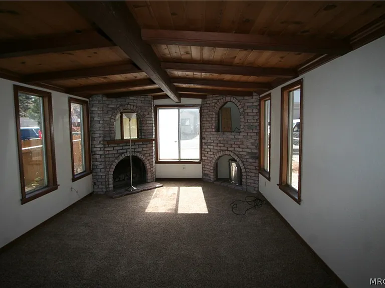 1109 W Aeroplane Blvd — Photo 6