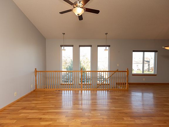 4th image of 12230 E Ayesbury Ct
