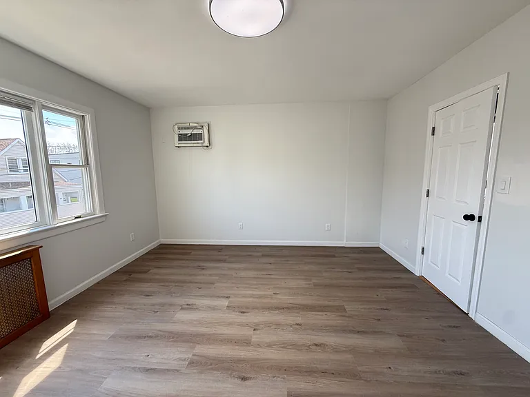 51 Dewitt St #2 — Photo 11
