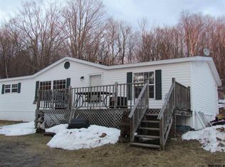 52 Dunham Rd, Cropseyville, NY 12052