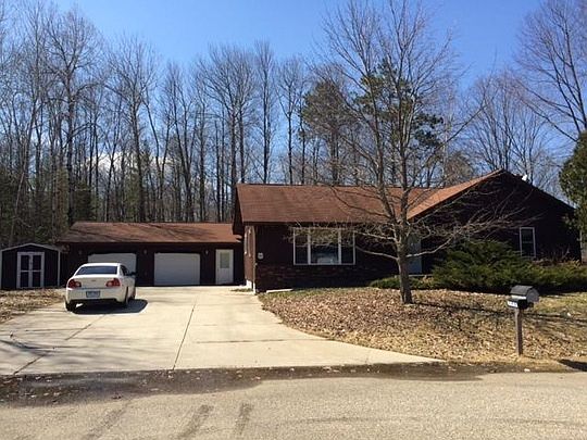 1st image of 586 Patricia St