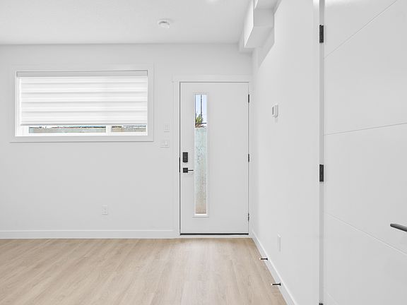 5th image of 9948 161st St NW #2