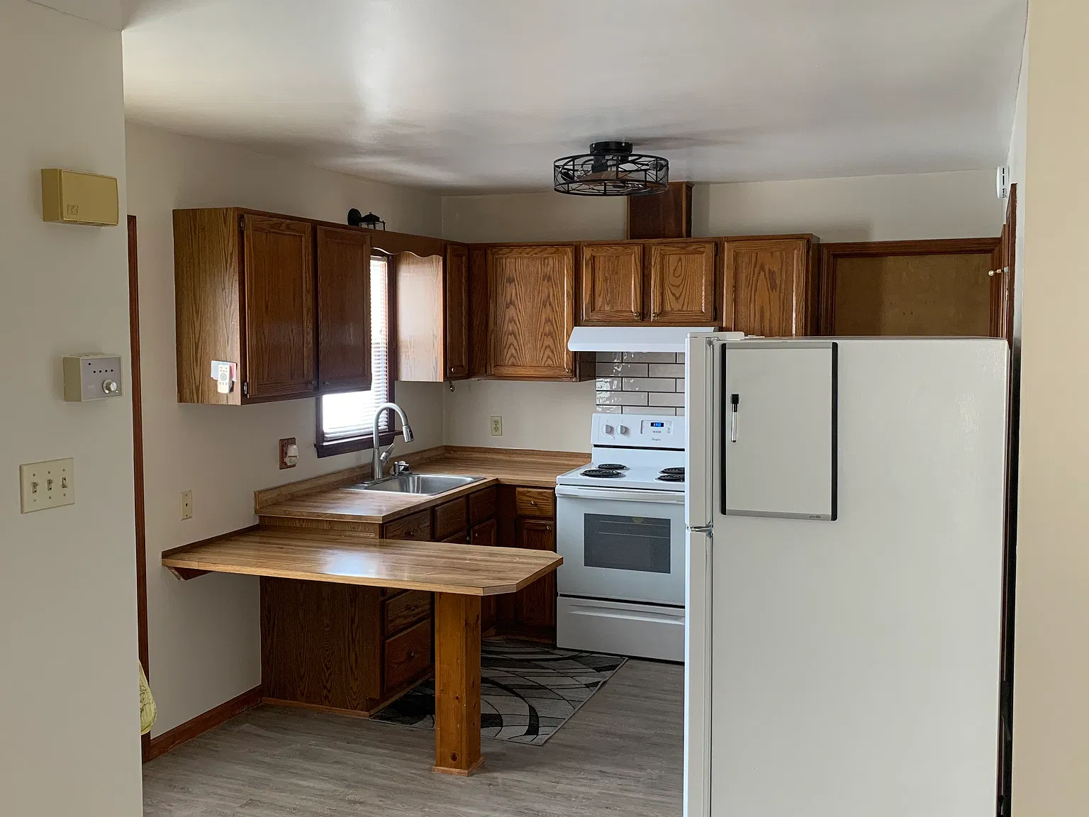 2 bed, 725 sqft, $825 — Photo 3
