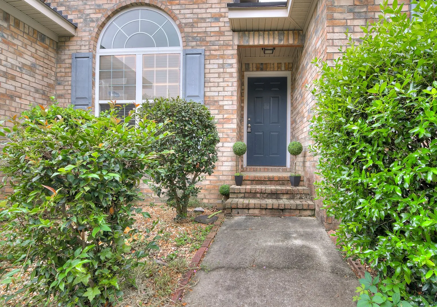 3 Bedroom 2 Bathroom Home in Grovetown — Photo 4