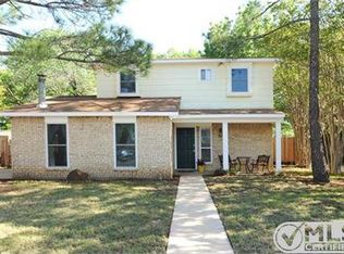 405 Windmere Cir, Corinth, TX 76210