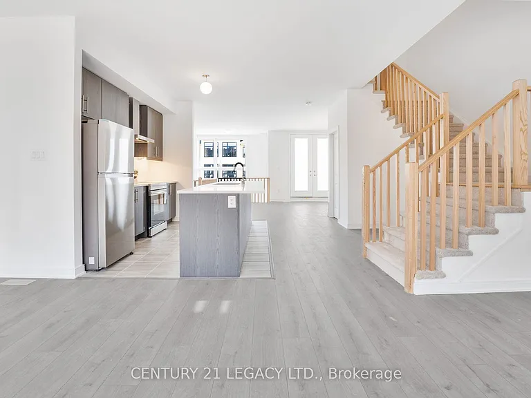 131 Blue Forest Cres — Photo 17