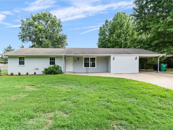 309 Kelli Ave, Farmington, AR 72730