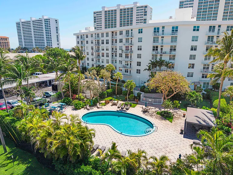 2851 S Ocean Blvd #7-E — Photo 30