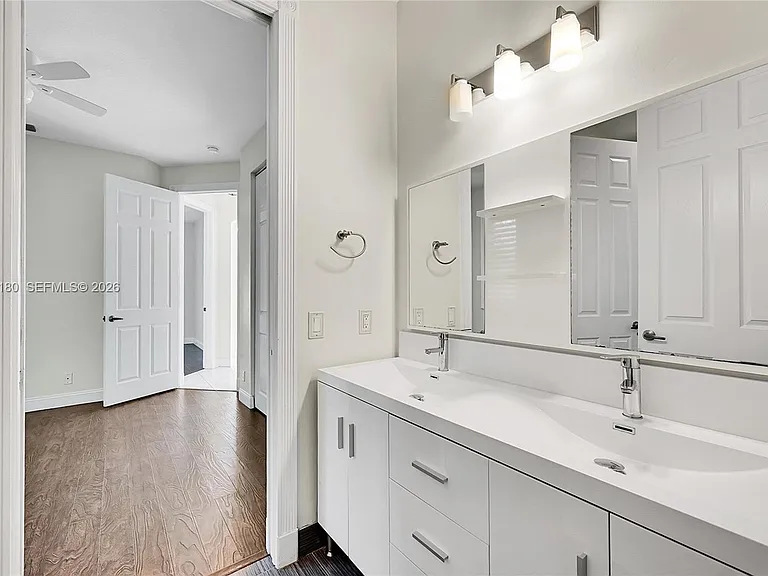 512 NW 120th Dr — Photo 20