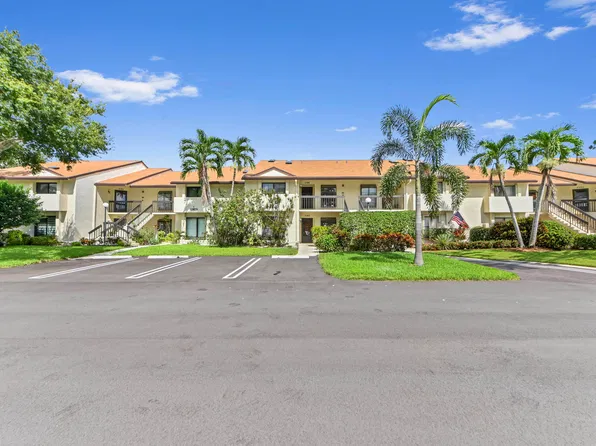 3385 Lucerne Park Drive, Greenacres, FL 33467