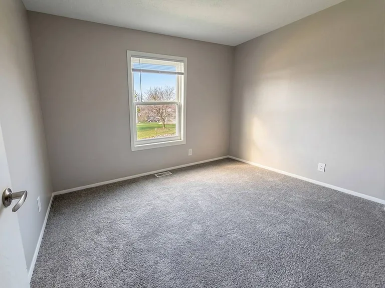 EastPointe — Photo 48