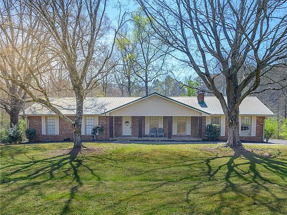 2nd image of 2106 Turkey Mountain Rd NE