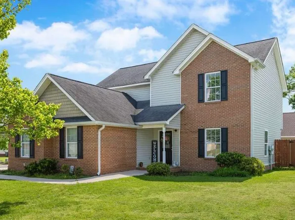 647 Peachtree Cir, Ringgold, GA 30736