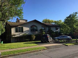 3 Wilsher Dr, Monsey, NY 10952
