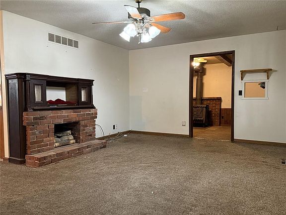 2nd image of 2501 Harris Ave