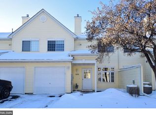 555 Aqua Cir, Lino Lakes, MN 55014