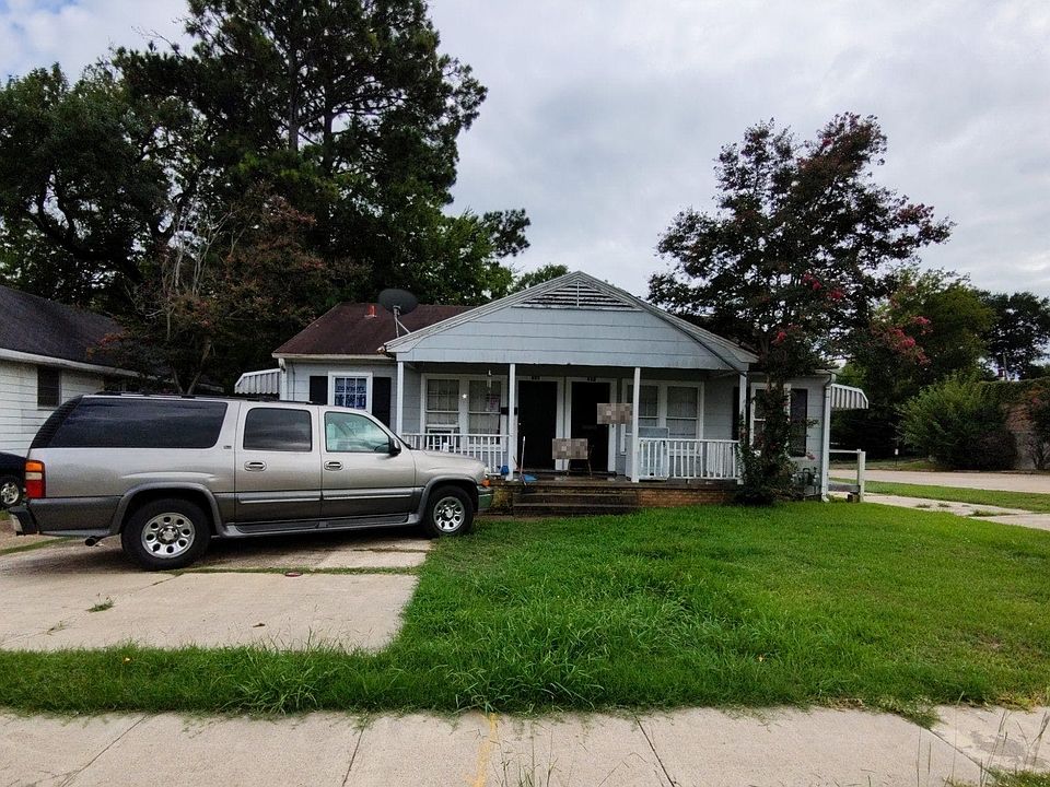 1st image of 627 Olive St