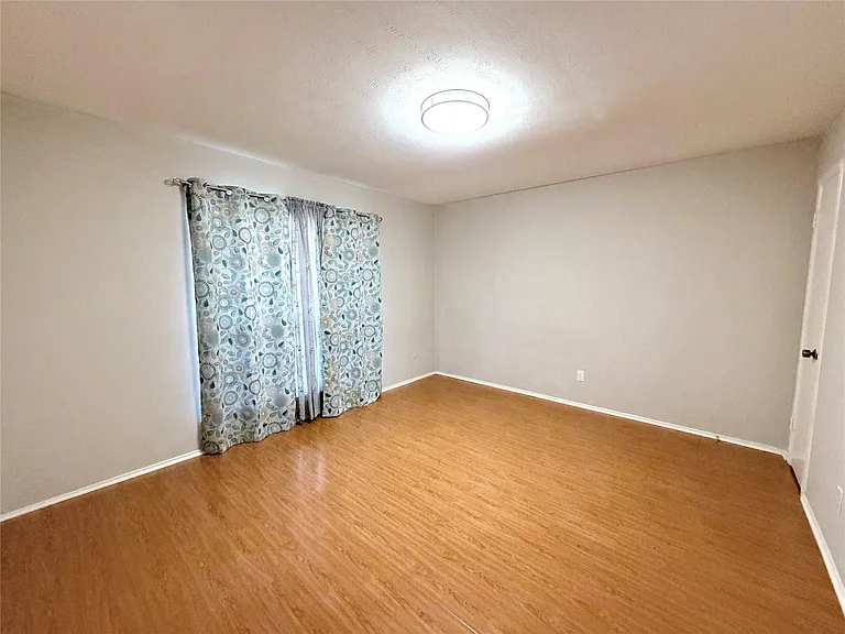 12633 Memorial Dr #74 — Photo 10