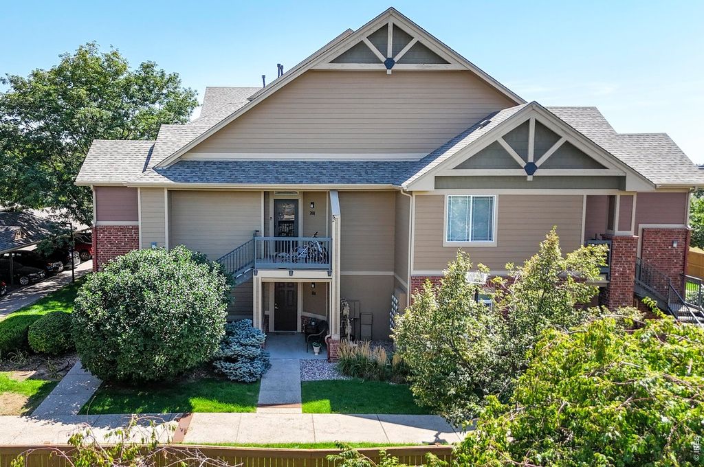 2133 Krisron Rd #D101