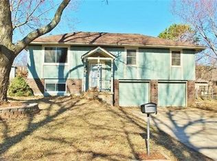 2701 SE 1st St, Blue Springs, MO 64014