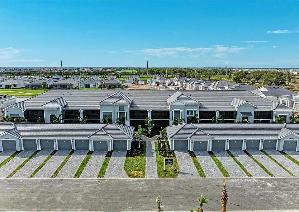 1st image of 19015 Scallop Loop #7121