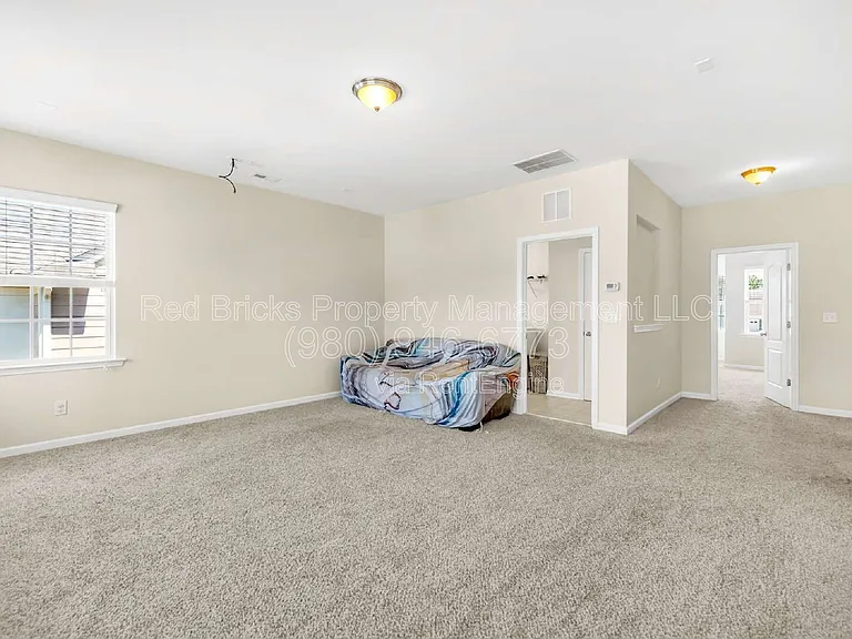 10677 Sky Chase Ave NW — Photo 22