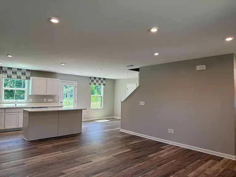 117 Wells Station Rd — Photo 4