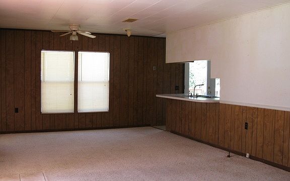 5th image of 210 E Drew St