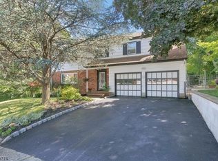 412 Essex Ave, Bloomfield, NJ 07003